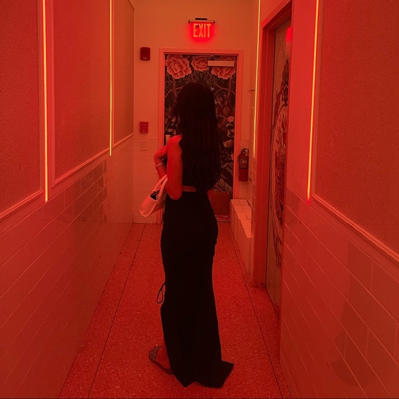 Black Two Piece Skirt Set - Picture 3 of 3